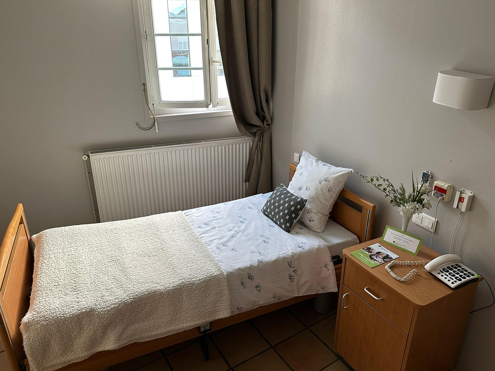 REPOTEL PARIS GAMBETTA - Image 2