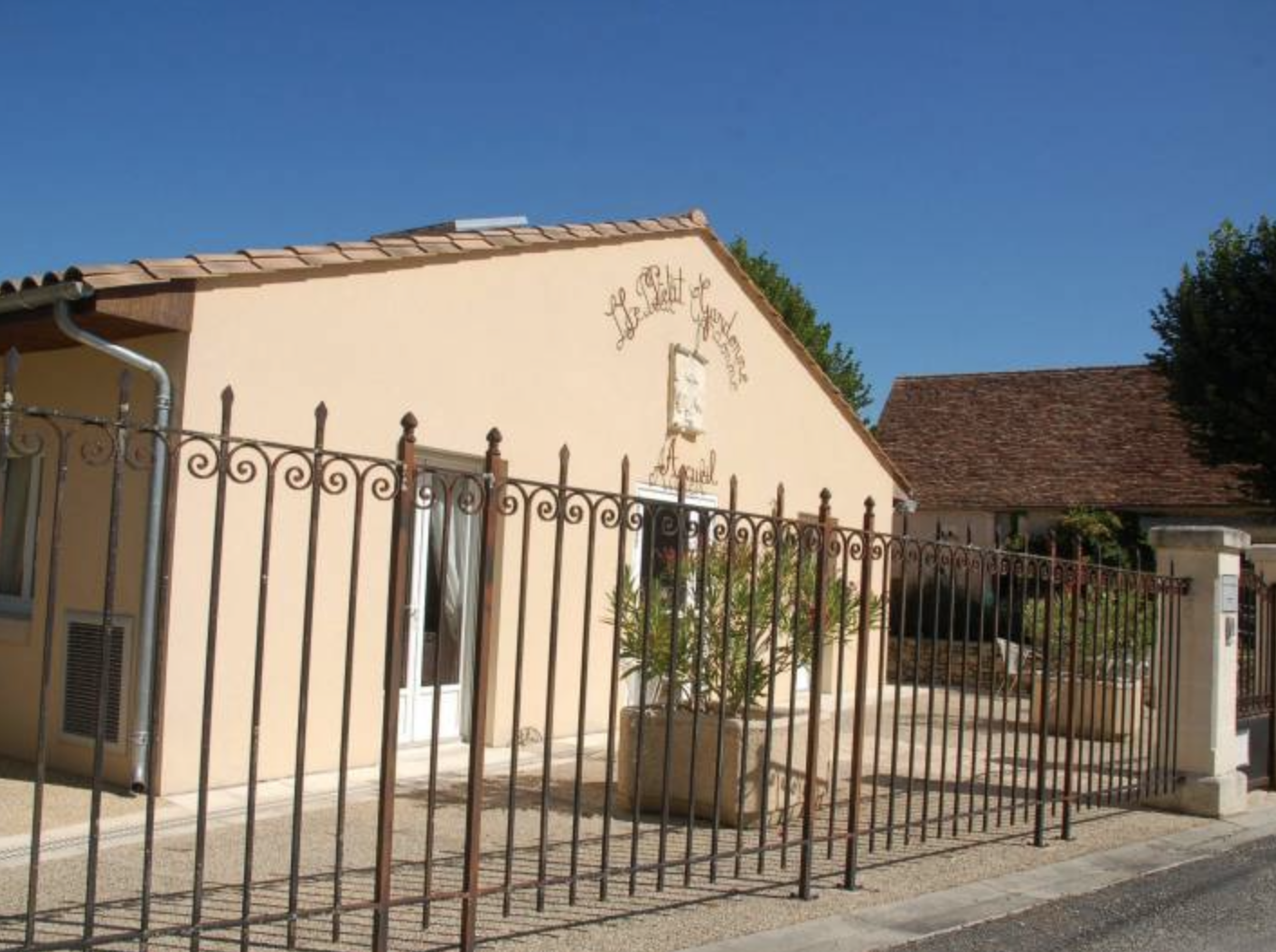 EHPAD LE PETIT GARDONNE