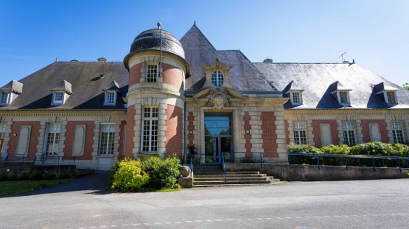 EHPAD LES JARDINS DE NAMPCEL