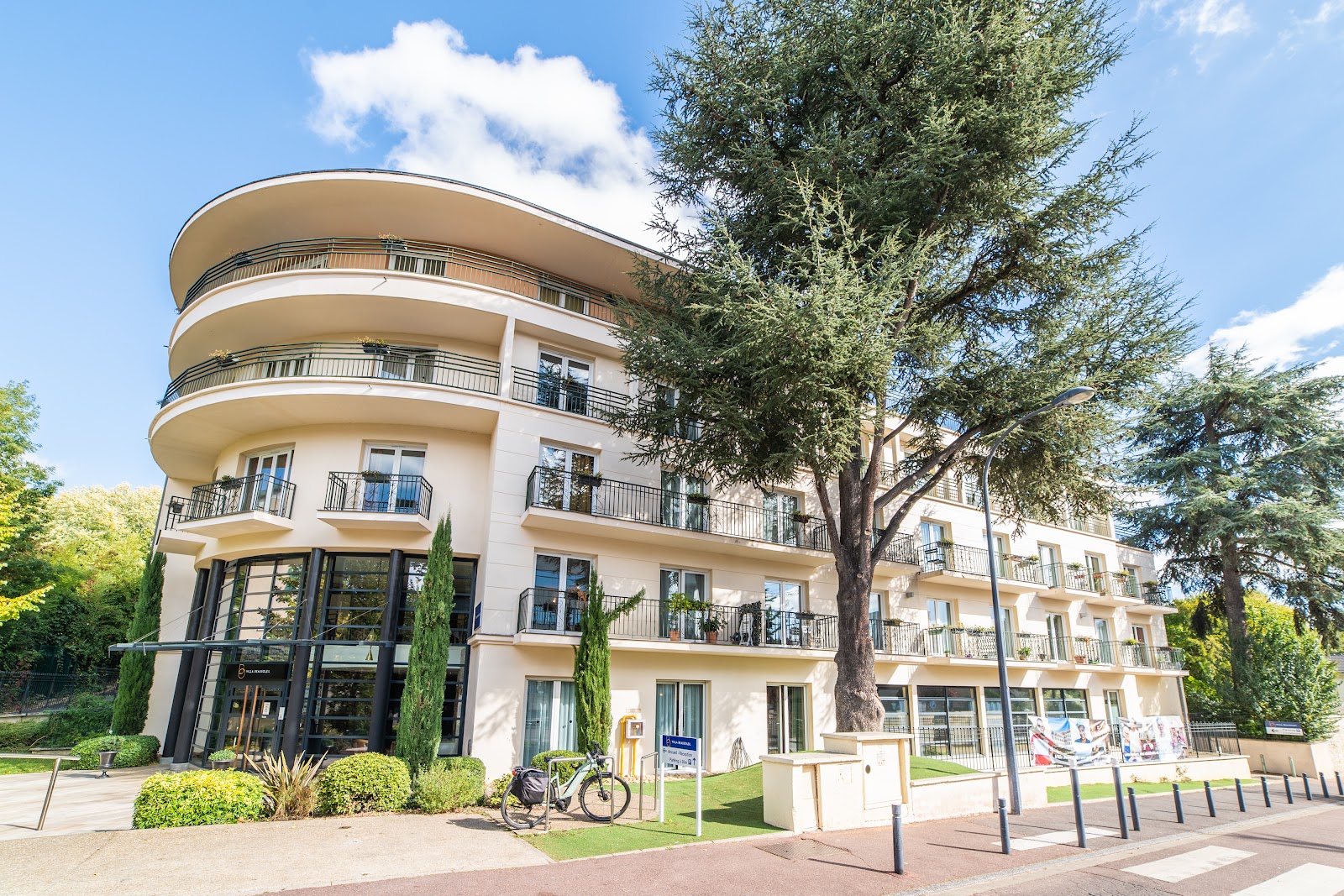 EHPAD VILLA BEAU SOLEIL CHAVILLE