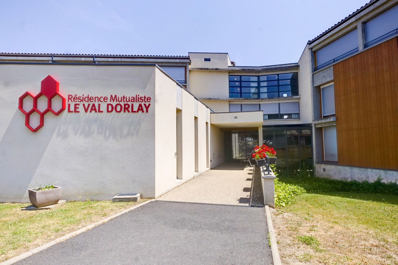 RESIDENCE MUTUALISTE LE VAL DORLAY