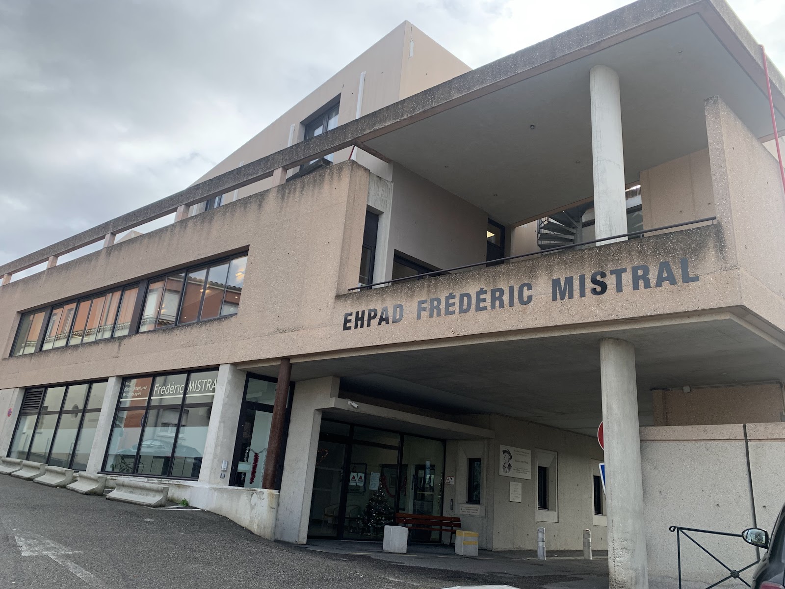 EHPAD FREDERIC MISTRAL